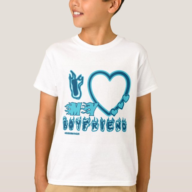 Baby passar in i kärlek min pojkvän i BLUE  T Shirt (Framsida)