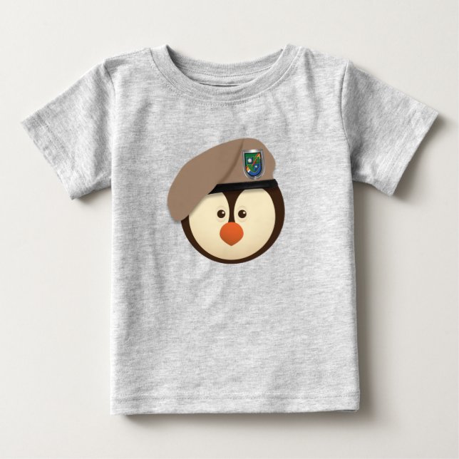 Baby Penguin Skogsvaktare T Shirt (Framsida)