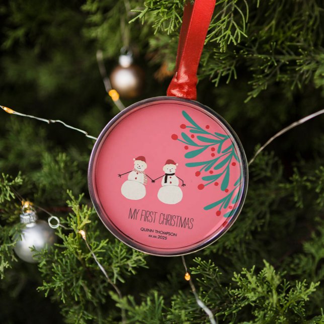 Baby’s First Christmas - cute Snowman Duo on pink Julgransprydnad Metall (Skapare uppladdad)