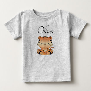 Baby Shirt med Anpassade Namn och en Lejon T