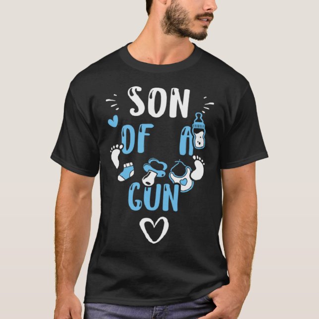 Baby Son of a Gun  Baby Boy Sayings T Shirt (Framsida)
