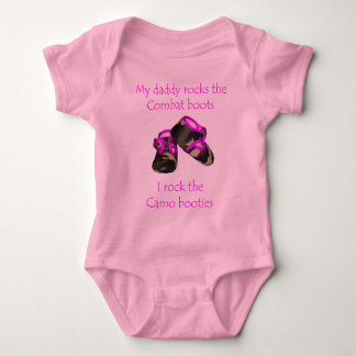 Baby sten-kamerans bootyer för sten-stridsstövlar t-shirt