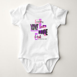 Baby t-shirt eller romper.