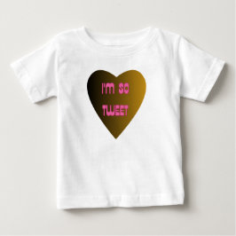 Baby T-shirts översätts till "Barn T-shirts" eller