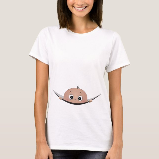 Baby tittar ut t-shirt (Framsida)
