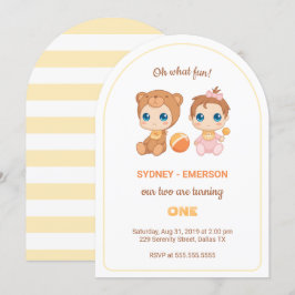 Baby Twillingar First Birthday Girl Bear Jumpdress Inbjudningar