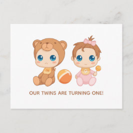 Baby Twillingars första födelsedagsinbjudan till i Vykort