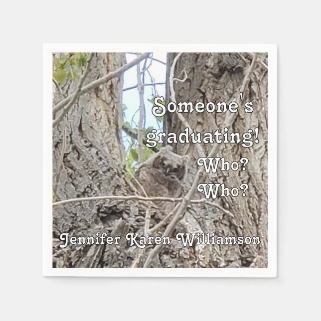 Baby Uggla i Träd, någon annans studentexamen som Pappersservett (Framsidan)