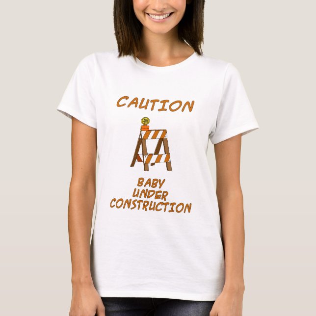 Baby under konstruktion t-shirt (Framsida)