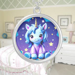 Baby Unicorn i PJ:s överläggningar Silverpläterat Halsband<br><div class="desc">En söt baby unicorn i lila PJ's. Digitalt skapat i Kawaii stil. för barn och vuxnor för perfektens utformning på många trendig-produkter! Anpassa bakgrunden till färg eller text!</div>