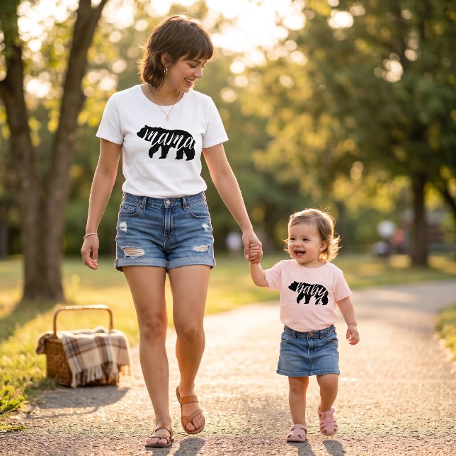 Babybjörn | Matchande familj T Shirt (Skapare uppladdad)