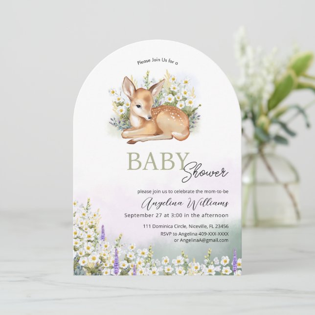 Babyduschinbjudningar med en underbar fawn. inbjudningar (Stående Fram)