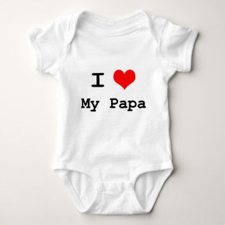 Babyen älskar pappan! t-shirt