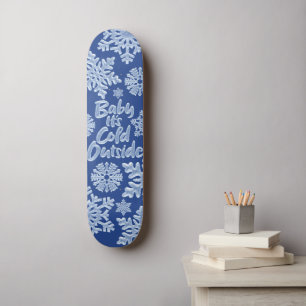 Babyen är det kallt utanför djupblå fryst mini skateboard bräda 18,5 cm