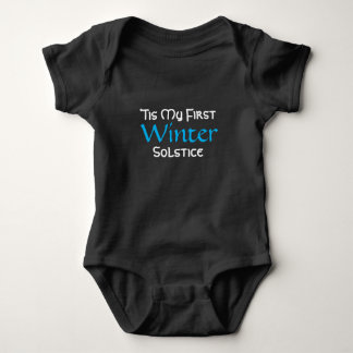 Babyen övervintrar först Solstice Tee