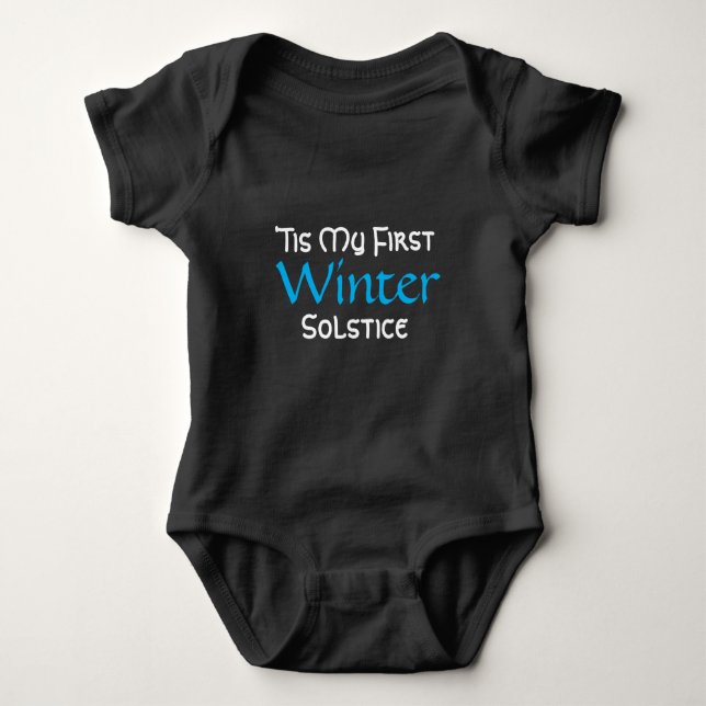 Babyen övervintrar först Solstice Tee Shirt (Framsida)