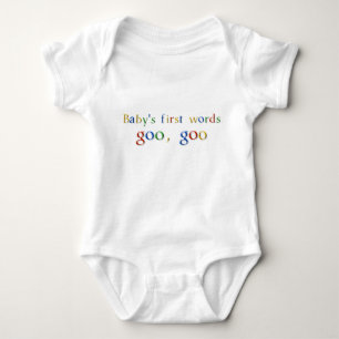 Babyen uttrycker först smeten, (den tillbaka) tee