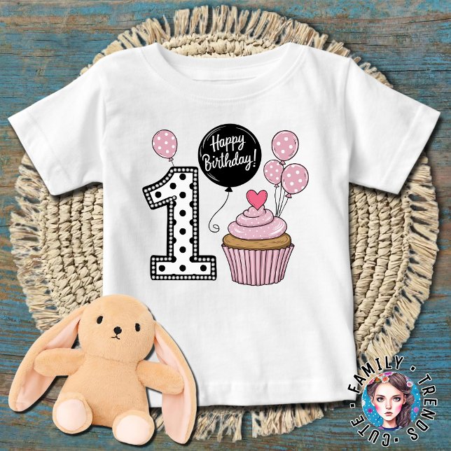 Babyflicka 1-årsdag t shirt (Skapare uppladdad)