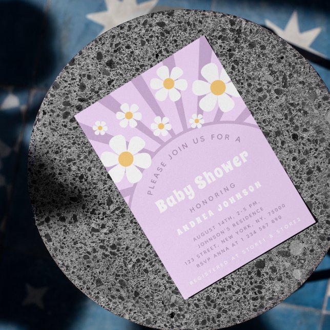Babykläder för Modern Groovy Retro Rosa Lila Daisy Inbjudningar (Skapare uppladdad)