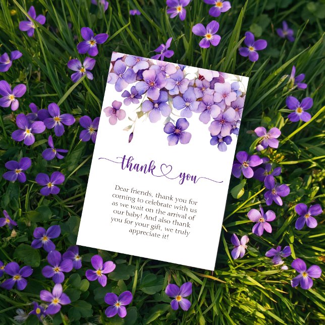 Babykläder för vår-känsliga violetta blommor tack kort (Spring Delicate Violet Flowers Baby Shower Thank You Card)