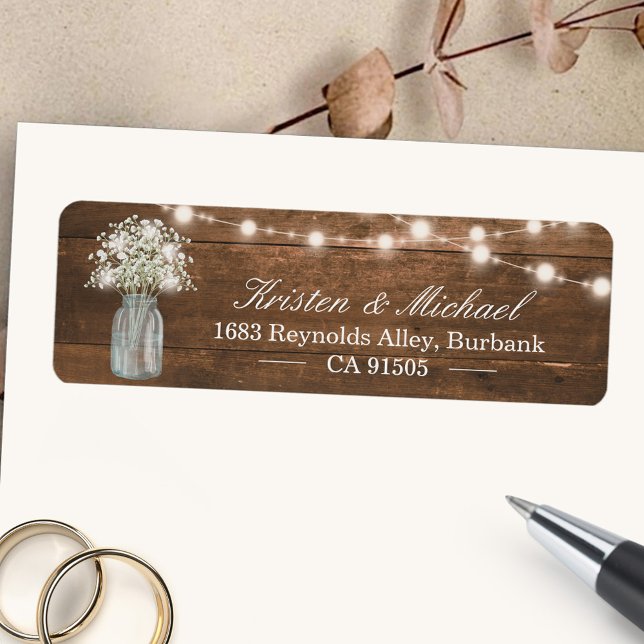 Babyns andedräkt Burk String Ljus Rustic Wood Returadress Etikett (Skapare uppladdad)
