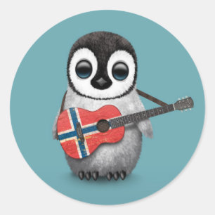 Babypingvin som leker norska flaggagitarrblått runt klistermärke