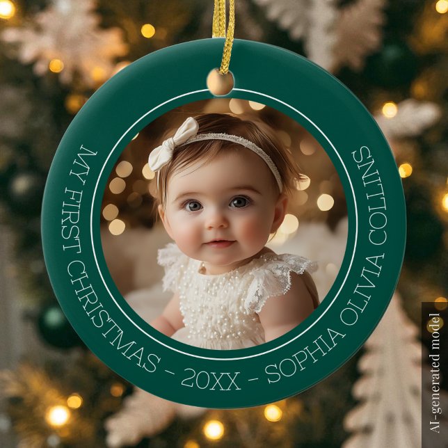 Baby's första jul Grön Modern Foto Nyfödd Julgransprydnad Keramik (Baby's First Christmas Green Modern Photo Newborn Ceramic Ornament)