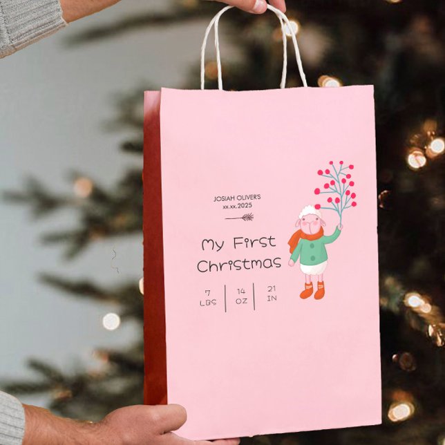 Baby's första jul - Söt lammkonst på rosa (Skapare uppladdad)