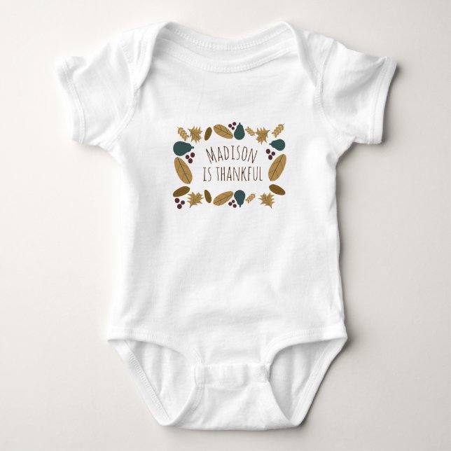 Babys Första Thanksgiving Namn är Tacksam T Shirt (Framsida)