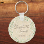 Babys Utandning VattenfärgsBlommigt Rustic Boho Br Nyckelring<br><div class="desc">Tillsätt en charmig,  etnisk beröring till din speciella dag med bröllopsfavörer som har fullgoda vattenfärgade utandningsblommor i baby och sofistikerad typografi. Denna vackra nyckelkedja kommer säkert att ge skönhet och glädje!</div>
