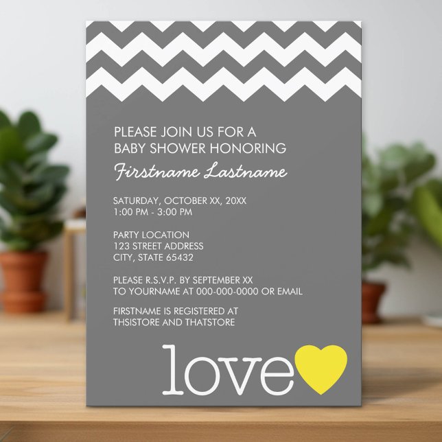 Babyskor med moderna chevoner och hjärta inbjudningar (Custom Invitation with Download Option)
