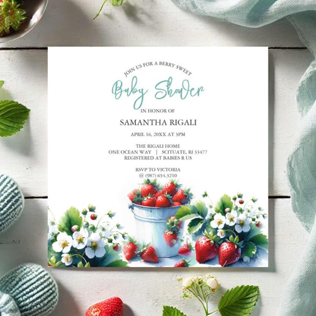 Babyskugga för ytfärg jordgubbsjordgubben inbjudningar (Summer baby shower invitations watercolor strawberries boy farmers market theme.)