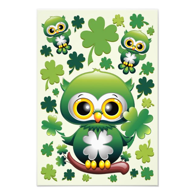 Babyuggla Söt St Patrick Tecknad Film Fototryck (Framsidan)