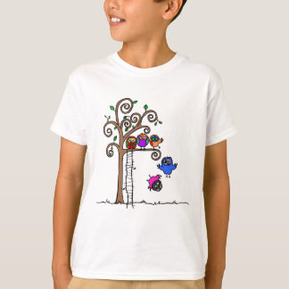 Babyugglor som lärer att flyga tee shirt
