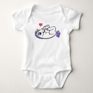 Babyunicorn som matar tid - lila tee shirt