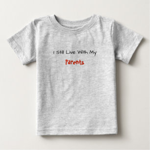 Babyutslagsplats--Jag stillar direkt med min T-shirt