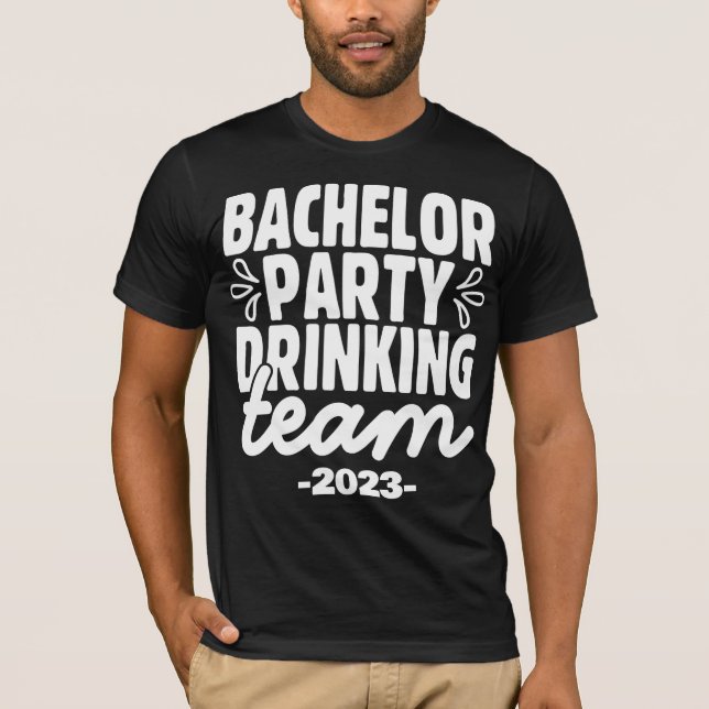 Bachelor Party Drinking Team, Anpassade T Shirt (Framsida)