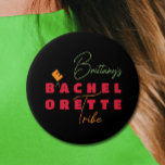 Bachelorette Beach Tribe Knapp<br><div class="desc">Brödets namn i chic med brevet tillsammans med ord-bakteriotten har bytt ut sig till BVarje-elorette-stam. Dessa knappar är roligt till ge till dina ungar. Perfektens partiförmån för din möhippa stam! MATCHING-objekt i vår samling.</div>