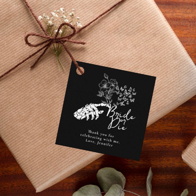 Bachelorette Party Black Gothic Floral Thank You Gåvor Etiketter (Skapare uppladdad)