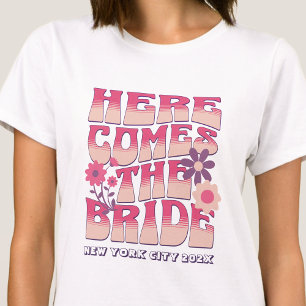 Bachelorette Party här kommer hit, Bride Groovy T Shirt