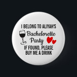 Bachelorette Party Pin Badge - Köp en drink åt mig Knapp<br><div class="desc">Detta Bachelorette Party Pin Badge är perfektens isbrytare som kommer att få alla att skratta och skapa oförglömliga minnen över natten. Designad med ett stänk i humor och ett utslag av stil är detta pinmärke ett absolut måste för bruden att bli och hennes fantastiska grupp.</div>