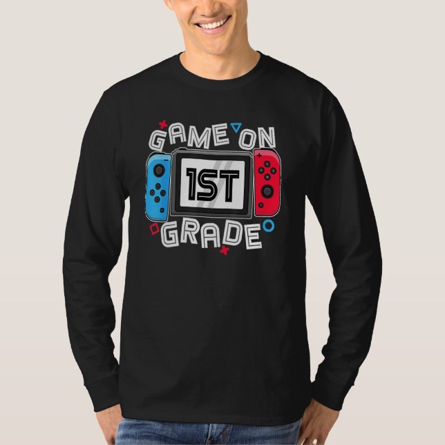 Back To School Game On 1st Grade Funny Gamer Kids  T Shirt (Framsida)