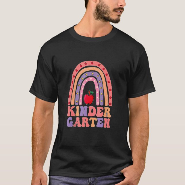 Back to school Kinder Garten Apple Rainbow T Shirt (Framsida)