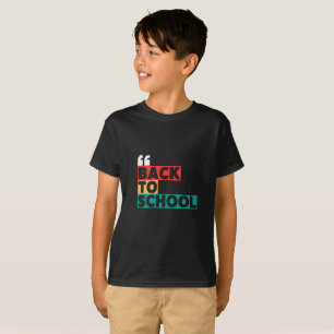 Back to school med klassisk beröring och elegant t shirt