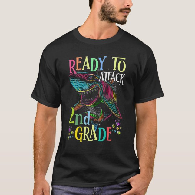 Back to school Redo att angripa andra Klass först T Shirt (Framsida)