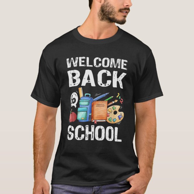 Back to school vid första skoldagen i lycklig t shirt (Framsida)