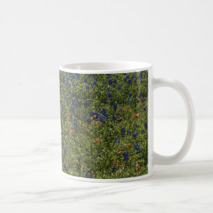 Backe av vildblommamuggen kaffemugg