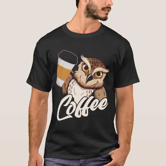 Backprint Coffee Uggla T Shirt (Framsida)