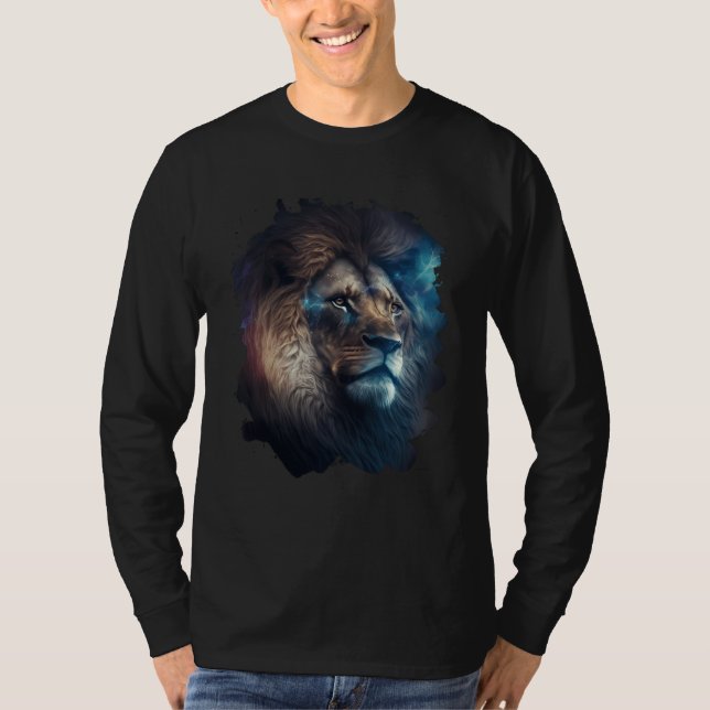 Backprint The mystical strong king of wilderness a T Shirt (Framsida)