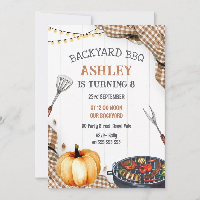 Backyard BBQ Birthday Party Invitation Inbjudningar (Framsida)